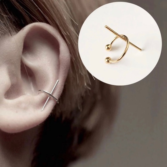 Jewelry - Gold Bar Ear Cuff